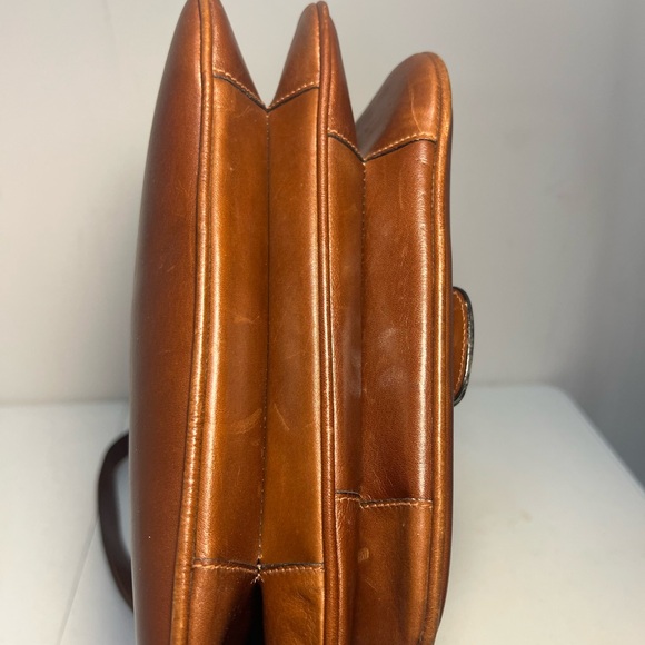 [Celine]Vintage Brown Leather Crossbody Bag w/CoA - Picture 3 of 7